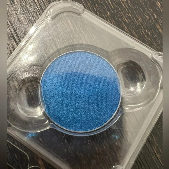 Lancôme Eyeshadow Refill - Picture 1 of 5
